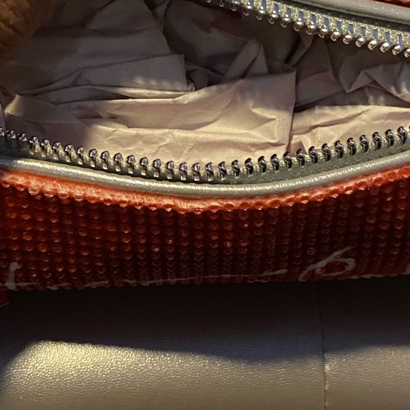 Betsey Johnson Crossbody - Picture 4 of 8